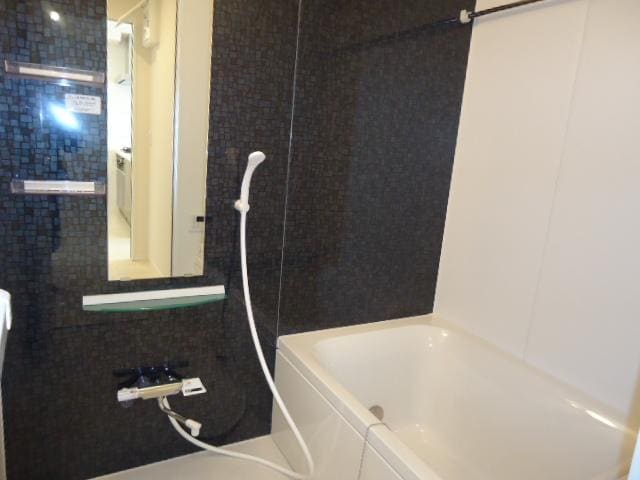 コンフォートレジデンスIIの物件内観写真