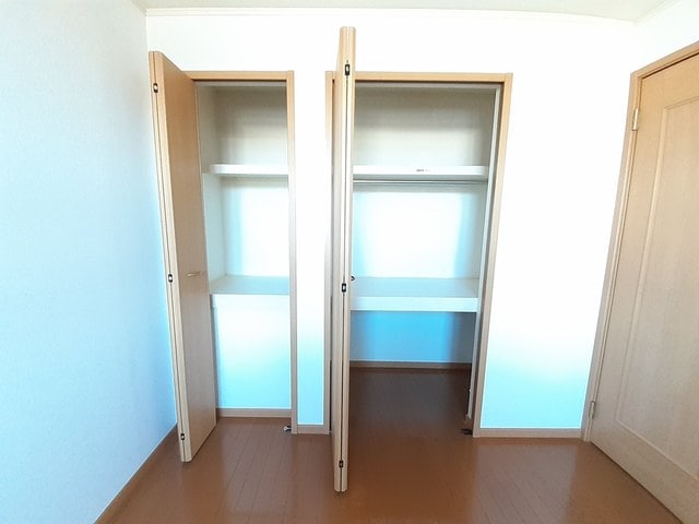 ヴィラ　グラッツィア　IIIの物件内観写真