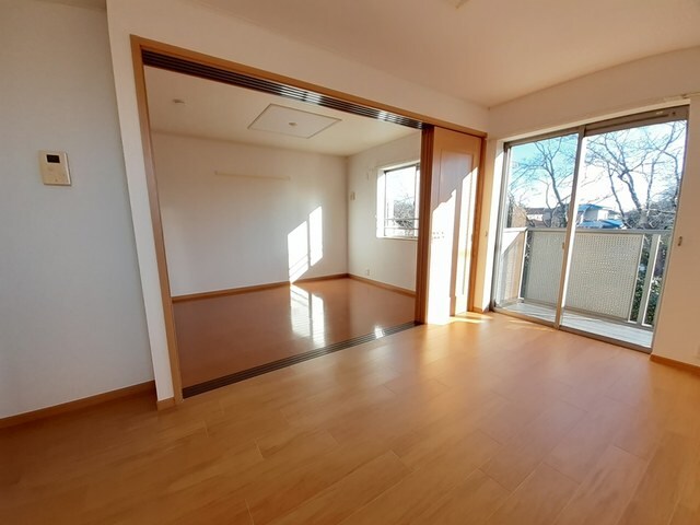 ヴィラ　グラッツィア　IIIの物件内観写真