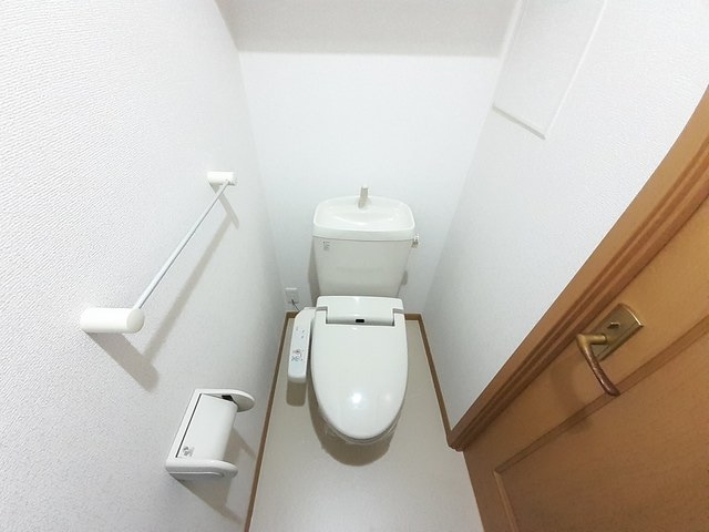 ヴィラ　グラッツィア　IIIの物件内観写真