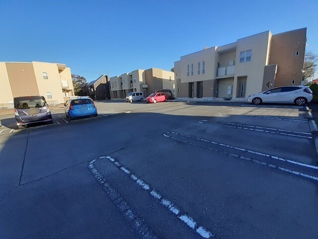 ヴィラ　グラッツィア　IIIの物件内観写真