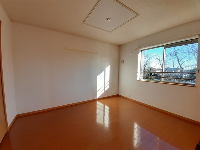 ヴィラ　グラッツィア　IIIの物件内観写真