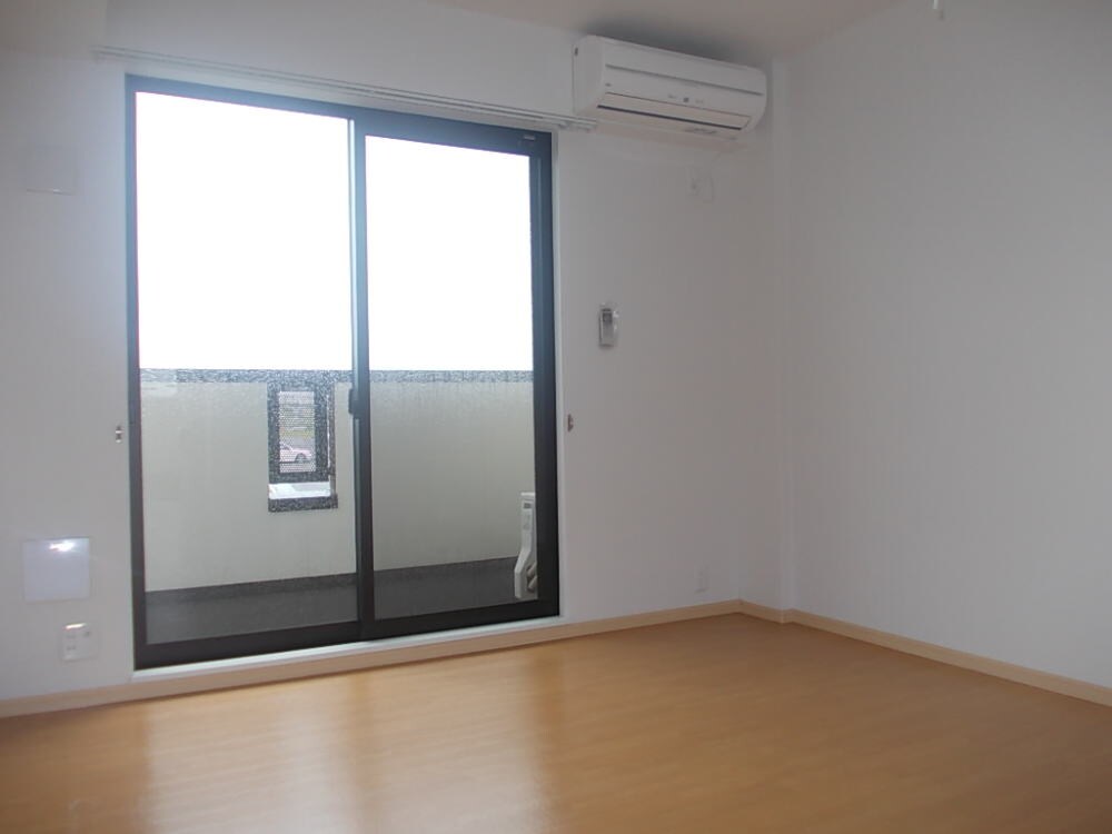 フィヤージュIIの物件内観写真