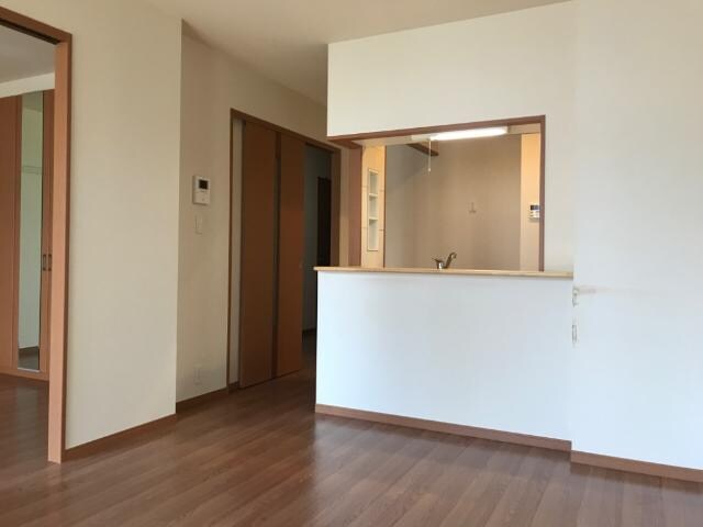 スカイバレーの物件内観写真