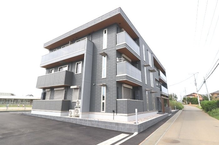 Ｅ’ｃｌａｔ（エクラ）の物件外観写真