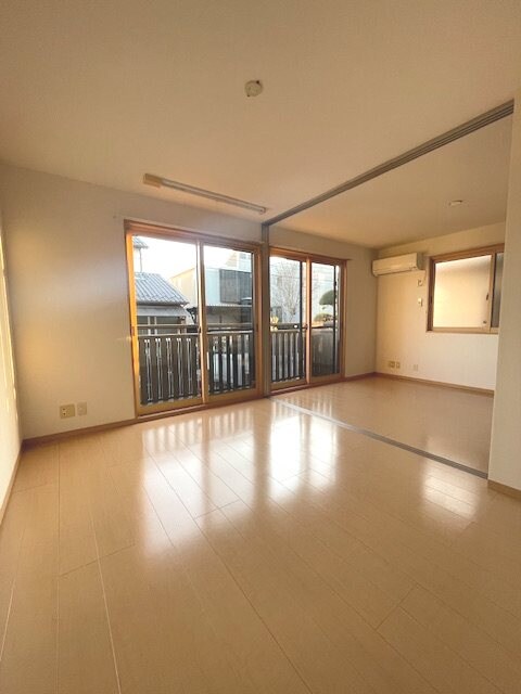 Ｔ－Ｒｏｏｍの物件内観写真