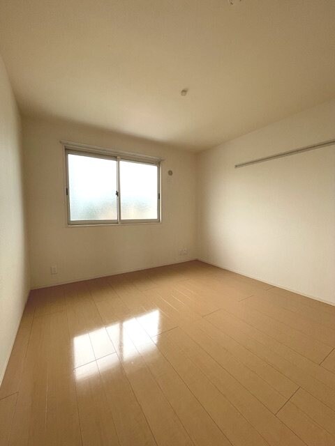 シャンテ小絹の物件内観写真