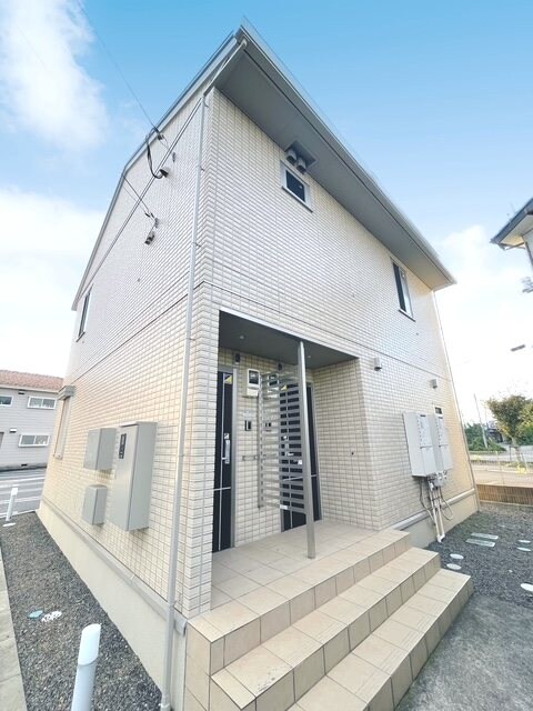 ステラＢ棟の物件外観写真