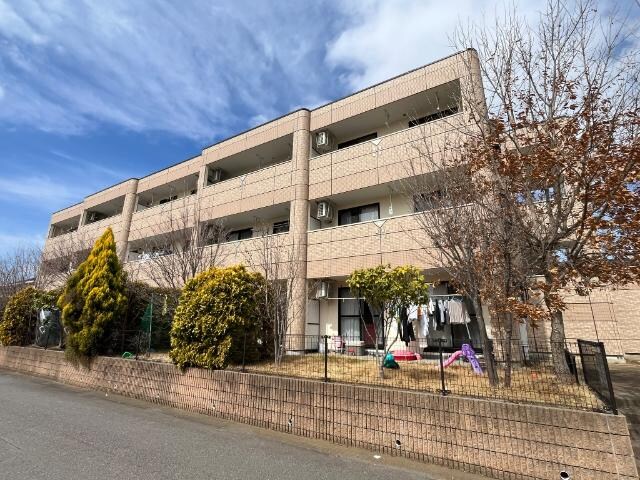 ベルファミーユ１の物件外観写真