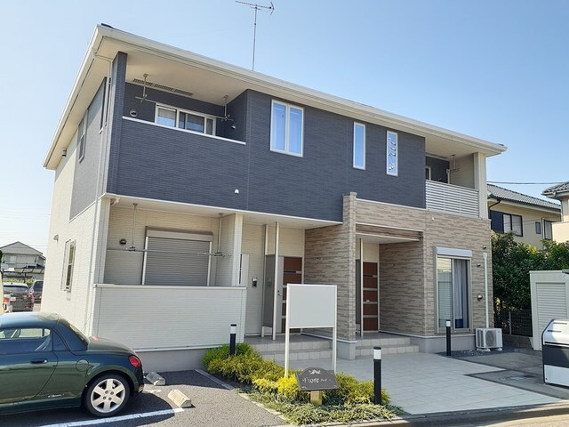 フィオーレの物件外観写真