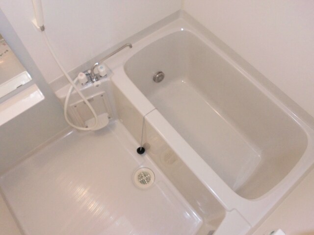 ジュネス小絹の物件内観写真