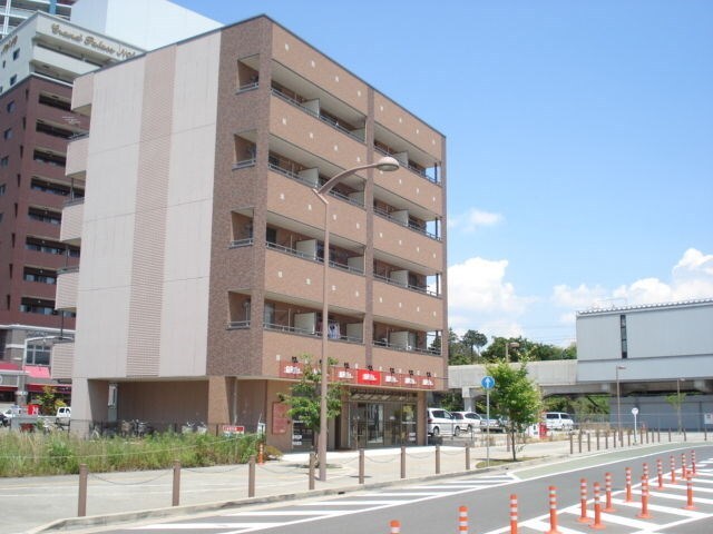 トリエ・ヴェールの物件外観写真