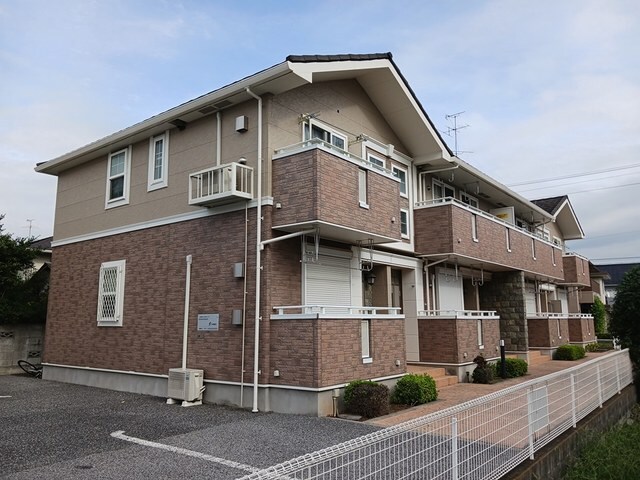 エレガンテ・カーサの物件外観写真