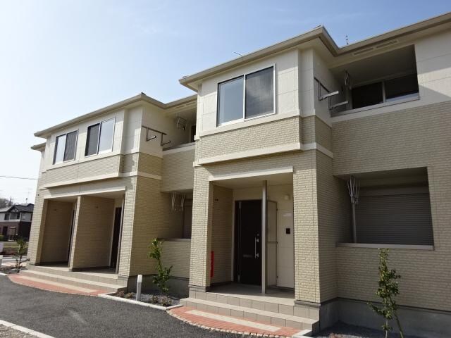 ファミーユの物件外観写真