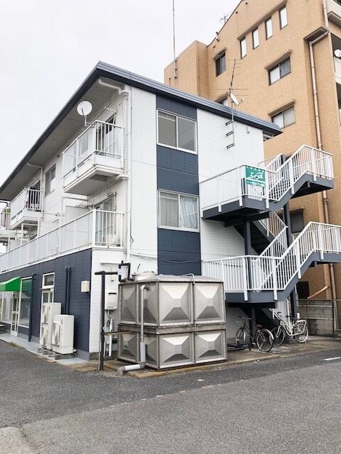 エステート八重洲の物件外観写真