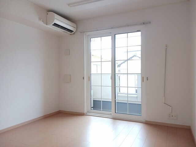 アジュールの物件内観写真