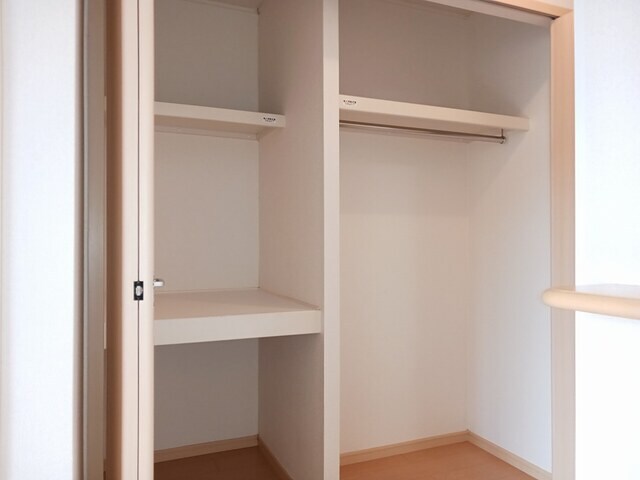 アジュールの物件内観写真