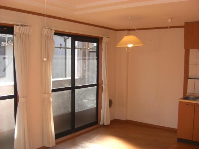 シャトーコリーヌの物件内観写真