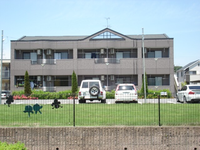 レジデンス弐番館の物件外観写真