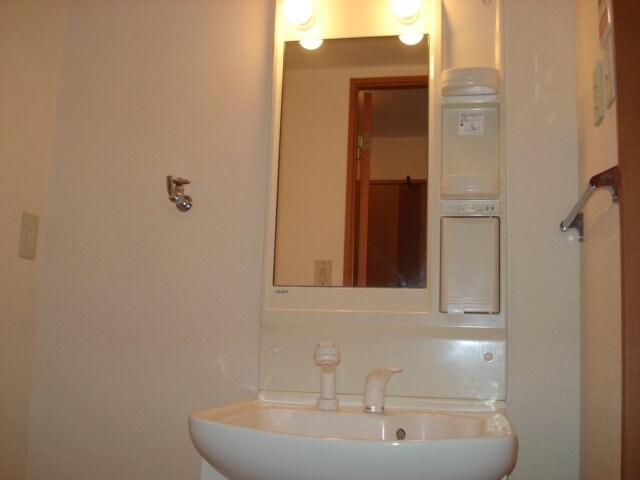 レジデンス弐番館の物件内観写真