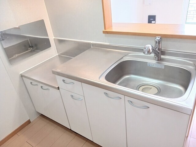 メゾン・ドゥ・ソレイユ　Ａの物件内観写真