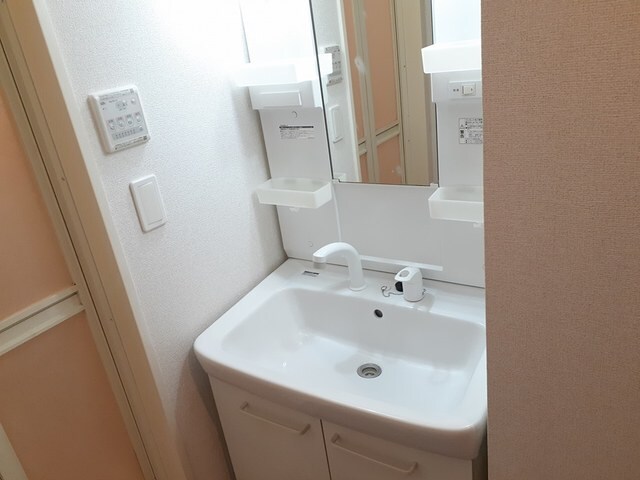 イースト・フィールドレジデンスの物件内観写真