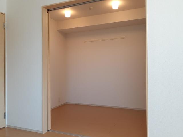 シャン・ド・フルール　IIの物件内観写真