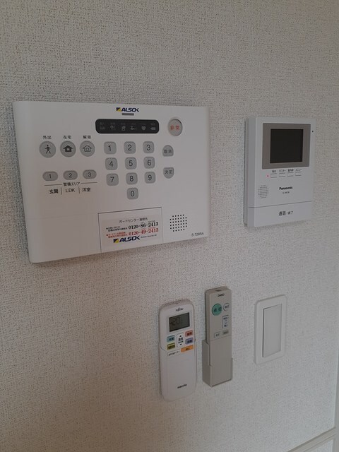 クローバーヒルズの物件内観写真