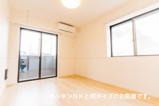 ヤングウッズ柏の葉IIの物件内観写真