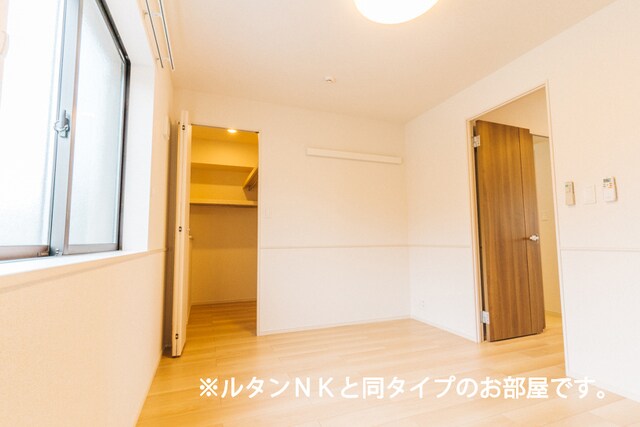 ヤングウッズ柏の葉IIの物件内観写真