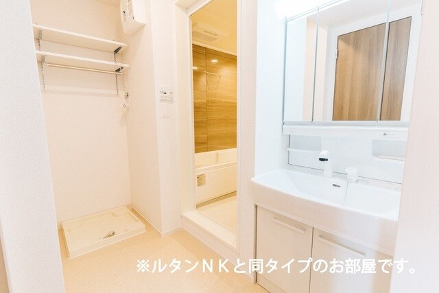 ヤングウッズ柏の葉IIの物件内観写真