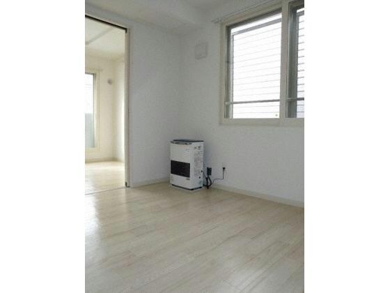 グランディール南郷13の物件内観写真