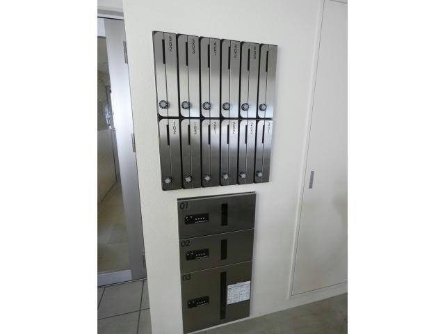 グラン・バディスひばりケ丘の物件外観写真