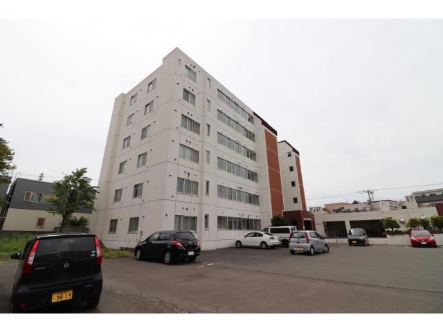 アンロワイヤルの物件外観写真