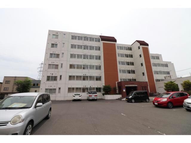 アンロワイヤルの物件外観写真