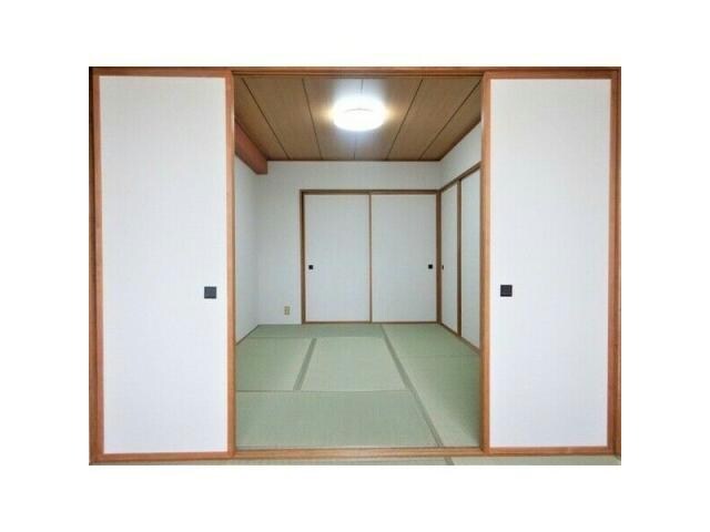 アンロワイヤルの物件内観写真