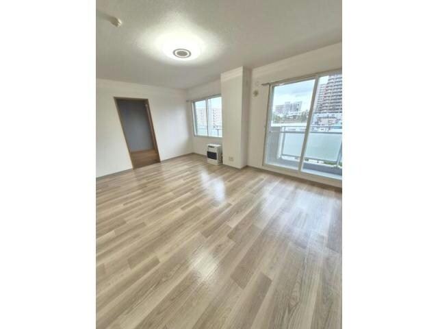 フロムコートの物件内観写真