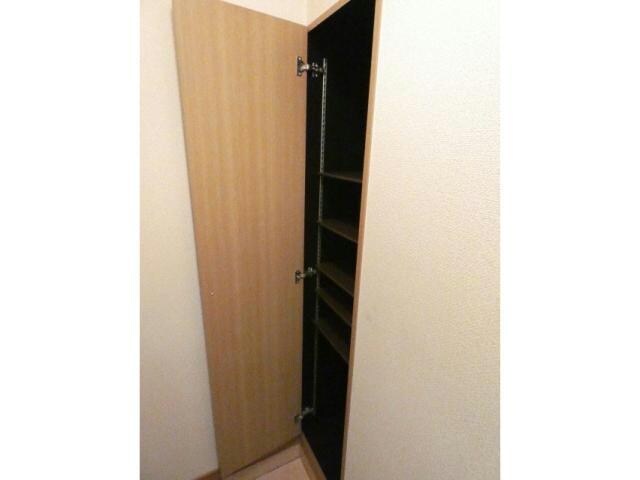 ＣＯＮＦＩＤＥＮＣＥ菊水元町の物件内観写真