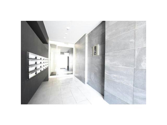 レジデンス南郷通16丁目北Ｂの物件外観写真