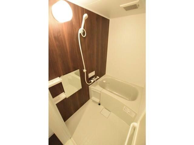 レジデンス南郷通16丁目北Ｂの物件内観写真