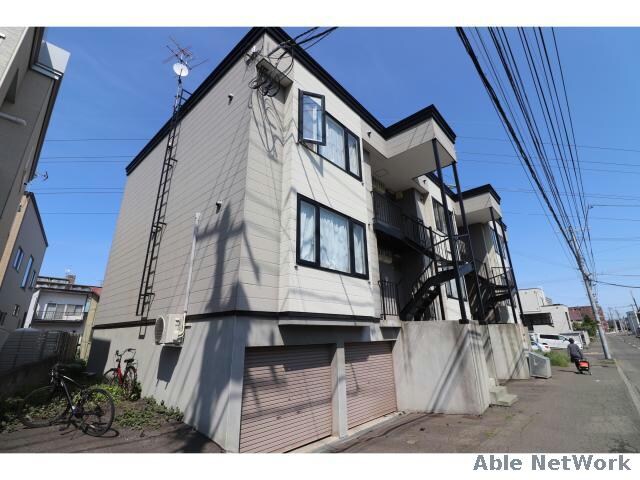 フラット２８の物件外観写真