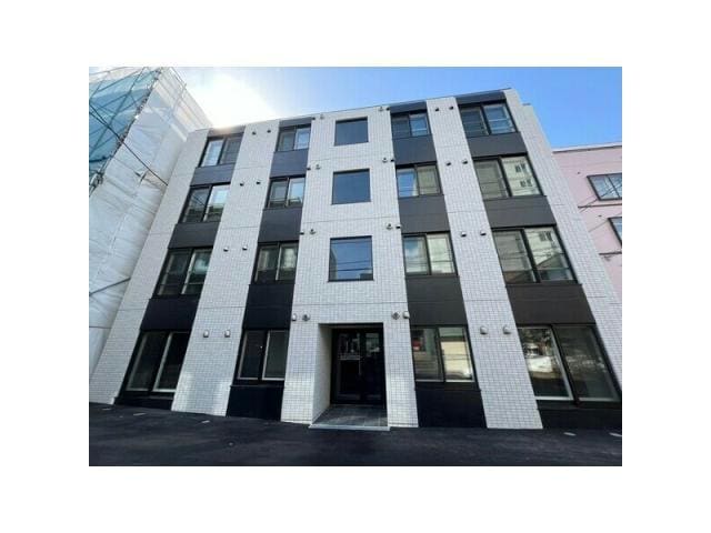 EEL新札幌の物件外観写真