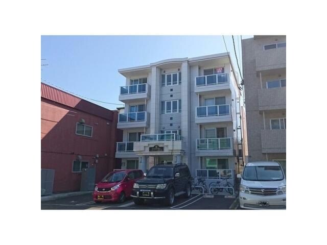 グランメール南郷12南の物件外観写真