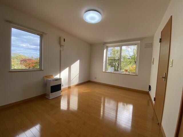 ルーミナスあいの里の物件内観写真