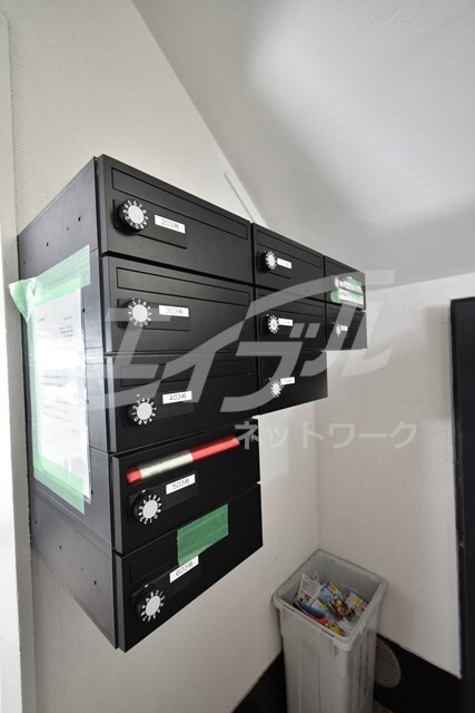 吹東マンションの物件外観写真