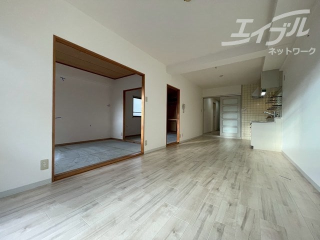 メゾンドールⅠの物件内観写真