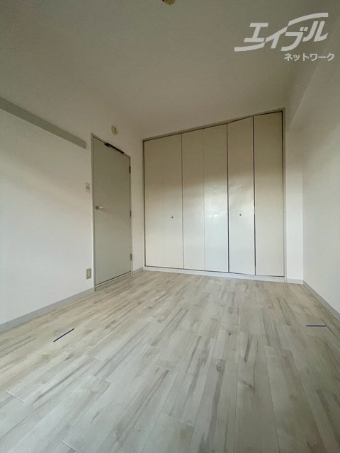 メゾンドールⅠの物件内観写真