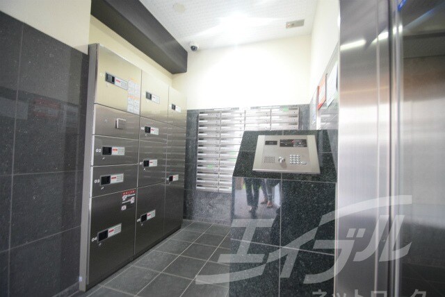 センターポイント吉志部の物件外観写真