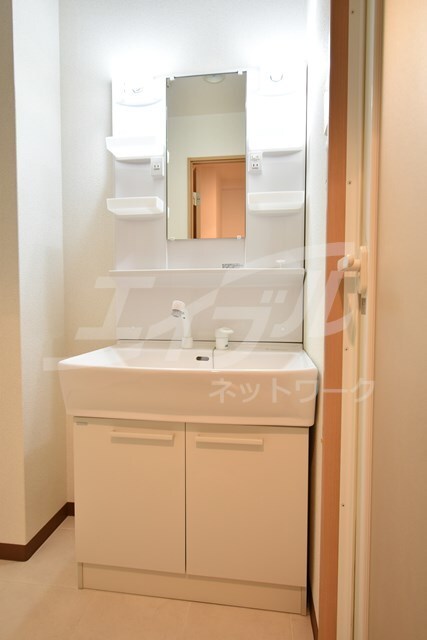 センターポイント吉志部の物件内観写真