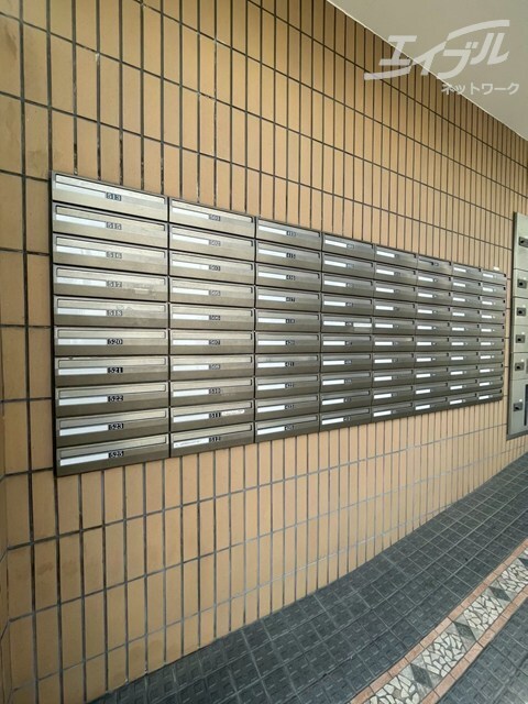 ナンノ第12号館の物件外観写真